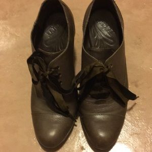 Born shoes for sale, barely worn